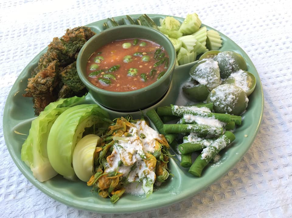 ร้านอ้นส้มตำปูม้า, ไผ่ขวาง, Zaab Station, เอมโอช by The Story, ครัวกางนา, คุ้มขวัญเจ้าเอย, ร้านบ้านเด, กุ่ยหมง, สวนอาหารเบญจรงค์ สุพรรณบุรี, ขัวะ, ลายน้ำ, มุมสบายครัวริมคลอง, ข้าวต้มโกเฑียร, นพรัตน์ ภัตตาคาร, กุ้งเป็น (เจ๊เน้ย), ขนาบน้ำสุพรรณบุรี and mellow, เรือนแพ (ครัวสุพรรณ) &amp; รีสอร์ท, ริมคลองเฮ้าส์, สุรชัยปลาเผา บึงไผ่แขก, Taiheiyo sushi suphanburi