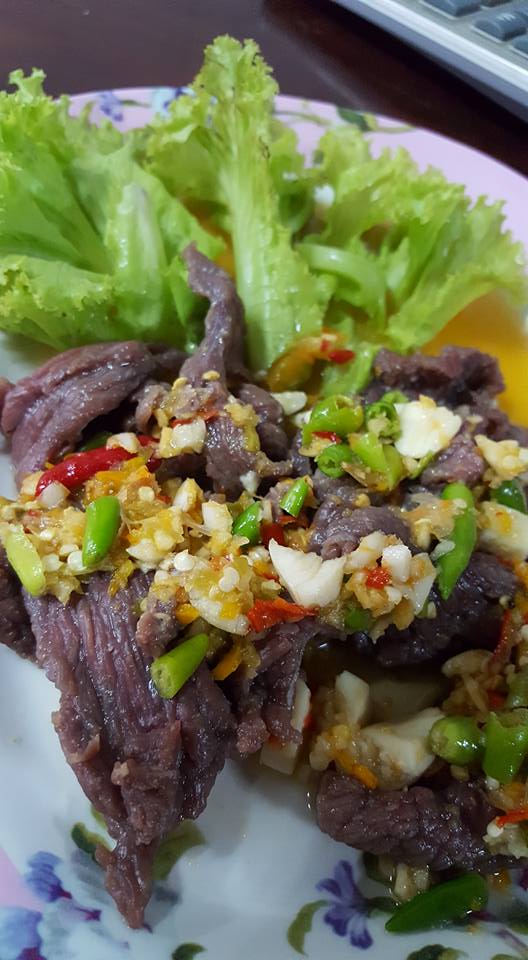 ร้านอ้นส้มตำปูม้า, ไผ่ขวาง, Zaab Station, เอมโอช by The Story, ครัวกางนา, คุ้มขวัญเจ้าเอย, ร้านบ้านเด, กุ่ยหมง, สวนอาหารเบญจรงค์ สุพรรณบุรี, ขัวะ, ลายน้ำ, มุมสบายครัวริมคลอง, ข้าวต้มโกเฑียร, นพรัตน์ ภัตตาคาร, กุ้งเป็น (เจ๊เน้ย), ขนาบน้ำสุพรรณบุรี and mellow, เรือนแพ (ครัวสุพรรณ) &amp; รีสอร์ท, ริมคลองเฮ้าส์, สุรชัยปลาเผา บึงไผ่แขก, Taiheiyo sushi suphanburi