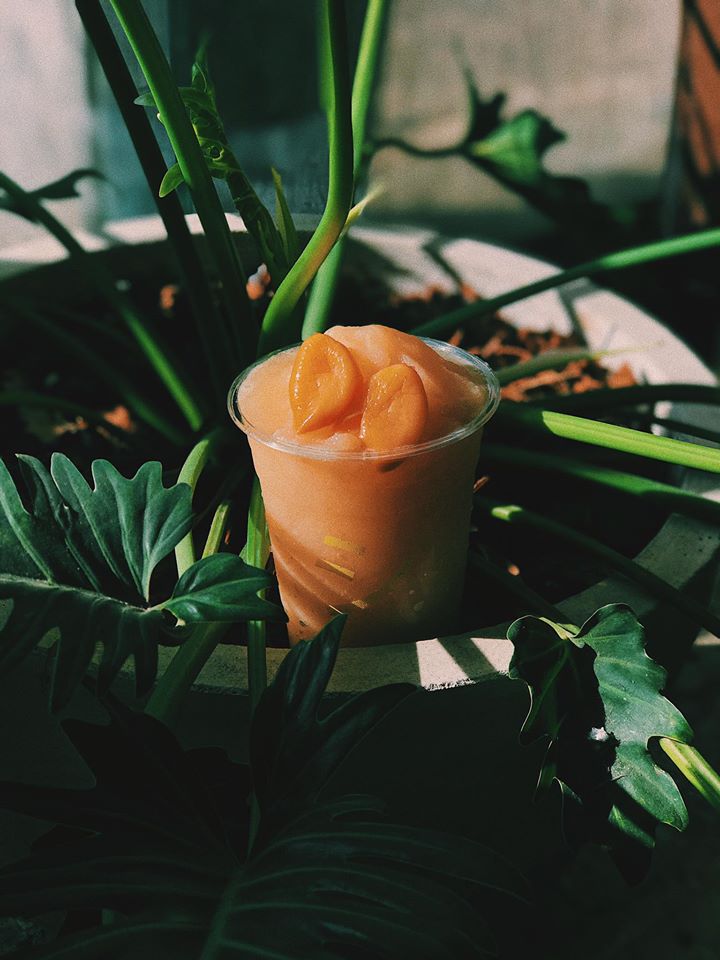 YOO CHAN CAFE, เล เกลือ คาเฟ่, Momentum Cafe, Sugar Dish Homemade Cake, แดดส่องคาเฟ่, Chan Cafe', URSular Cafe, ปูจ๋าคาเฟ่ จันทบุรี, บางเวลา กาแฟและแกลเลอรี่