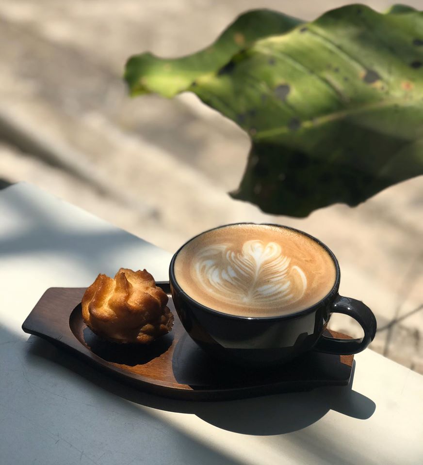 YOO CHAN CAFE, เล เกลือ คาเฟ่, Momentum Cafe, Sugar Dish Homemade Cake, แดดส่องคาเฟ่, Chan Cafe', URSular Cafe, ปูจ๋าคาเฟ่ จันทบุรี, บางเวลา กาแฟและแกลเลอรี่