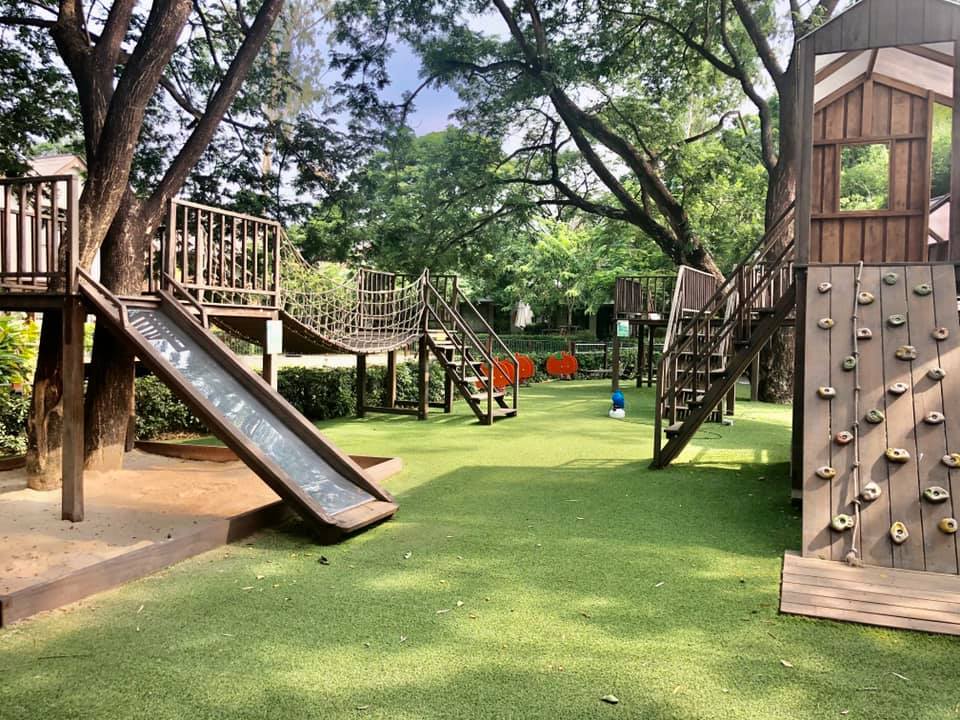 Kiddies’ House, ม้าก้านกล้วย คิดส์คาเฟ่, Little sheep kids cafe, Kickinkids, Moana Cafe, Organika Cafe and Play, Little Barn Kids Cafe, Pumpkin Art Town, DUBUA CAFE, FARM LUCK, Dressage Horse Café, Buttercup, Mari go round