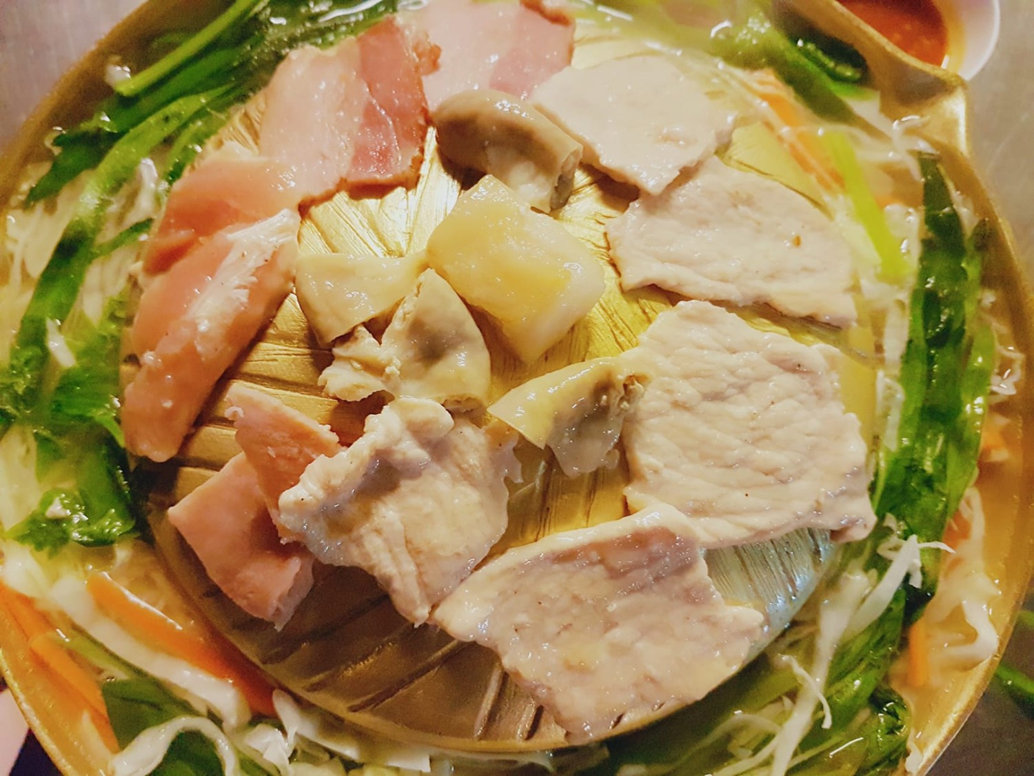 Chalong.Noodlebar, หมูย่างเกาหลีสามพี่น้อง, สาขา 2, สมศักดิ์ ปูอบ , เจริญไทยสุกี้ - 106, Jack Diamond, เฝอหม้อไฟ สุกี้สไตล์เวียดนาม, Midnight A Cocoa, บะหมี่ตงเล้ง ตลาดพลู - By Son