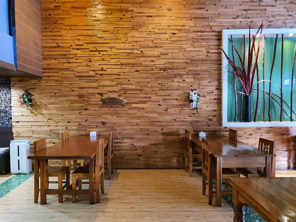 สวนชื่นสุข, Ar Restaurant Hatyai 嗳, ศิริ ต้มเลือดหมูหาดใหญ่, ไก่กรอบพี่เน่, ในรู, กุ๊กชัยติ่มซำ-ก๋วยเตี๋ยวราดหน้าปลากะพง, ร้านใต้ขอย ซอยตัน, กันเอง, หนานหยวน บะหมี่เกี๊ยวกุ้ง, สาขาปุณณกัณฑ์, ป่ายาง, บ้านก้ามปู, โชคดีแต่เตี้ยม บะกุ๊ดเต๋, ไก่ทอดหาดใหญ่มีนา, ร้านราดหน้าโกฉ่อน, ขนมจีนป้าชื่น, Space Bar, ขนมไข่เตาถ่านน้องนิล&คาเฟ่, ข้าวต้มรถแดง