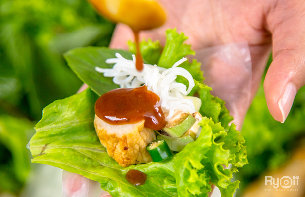 อิ่มเอิบแหนมเนือง, แอมเฮือง อาหารเวียตนาม, M.J. แหนมเนือง หนองคาย พลับพลาชัย, Arunee Cuisine, เชิญตะวัน, คำม่วน แหนมเนือง, สาขาหทัยราษฏร์, บ้านเวียดนาม คลอง4, Winner House, Pho Van, พี่หยองแหนมเนือง, วิลลี่แหนมเนือง Delivery, So Saigon เมืองทองธานี, กรีน แหนมเนือง, Saigon Recipe, Eat Viet, ครัวเมืองเว้ ลาว-ญวน, แหนมเนืองลับแล, แหนมเนืองคุณอ้อ, ลองดู, SAIGON VIETNAMESE RESTAURANT, โรงแรม ASIA HOTEL, VT แหนมเนือง, สาขาพระราม9, MJ แหนมเนืองอาหารเวียดนาม-อีสาน ทวีวัฒนา, ยัมมี่ แหนมเนือง เซ็นจูรี่ อ่อนนุช, Thuyền, แหนมเนืองนายช่าง Delivery