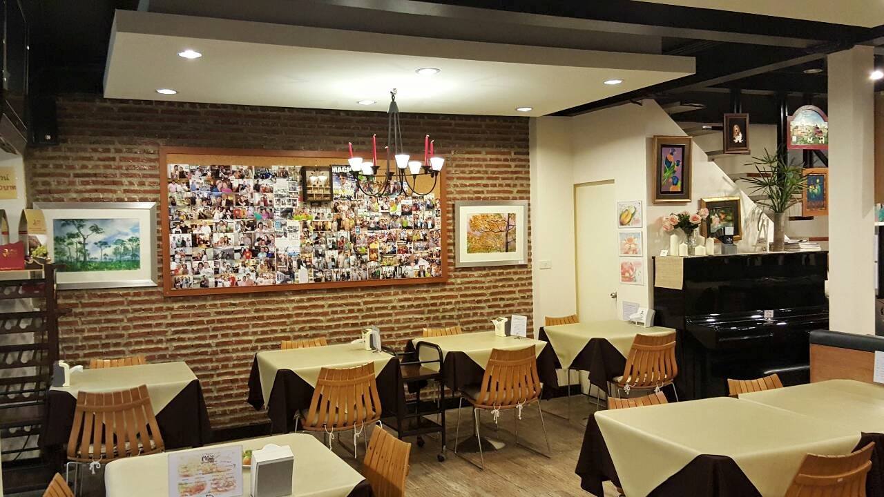 NARA Thai Cuisine, ธธดา TH•TH•DAH, Marie Guimar, อรุณ, Phuket Town Restaurant, บ้านรับรอง, ต้นเครื่อง, Ruen Noppagao - ร้านอาหารเรือนนพเก้า, บ้านไอซ์, กลางซอย, อ้อยหวาน, Simmer by Praha , Ther Dining & Bar, Na Bowon ณ บวร, คุณเอียดชาววัง & ANYA Cafe', Supanniga Eating Room, สาขาท่าเตียน