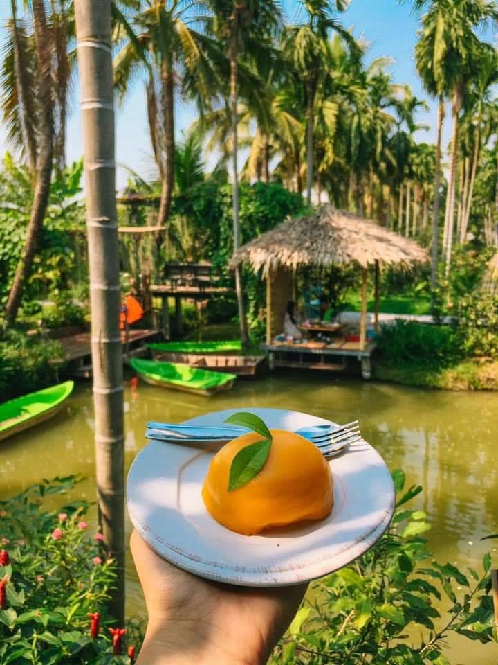 The Sine Cafe’, Whispering cafe, รักษ์น้ำคาเฟ่, Orenchi Cafe, KAWA Coffee and Co., Orenchi Specialty Coffee, Attitude Coffee, Memory House Cafe, In Garden Hut Cafe, ChataThammachart, She's The Legend Cafe, RIVA floating cafe, Good Mood House, นึก คาเฟ่ - วัดไร่ขิง, Ton Khao Terrace, CHADA Tea Boutique, Kark Crof.f