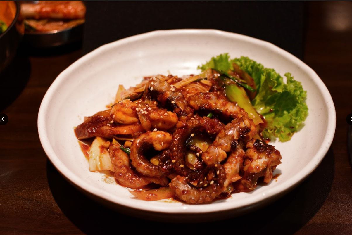 VEGANERIE Concept, UNAGI SANYA, Sabor Brasil Restaurant, Masa Garden, Isshin Japanese restaurant, 39Espresso, มงคลอาหารตามสั่ง 26, The Bibimbab, GaGa Udon House, SUSTAINA Organic Restaurant, Yakiniku EN, Dong E, Mekiki no ginji, Sky on 20