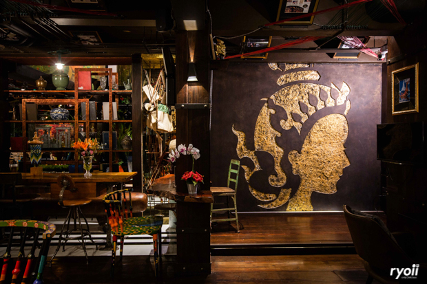 NARA Thai Cuisine, ธธดา TH•TH•DAH, Marie Guimar, อรุณ, Phuket Town Restaurant, บ้านรับรอง, ต้นเครื่อง, Ruen Noppagao - ร้านอาหารเรือนนพเก้า, บ้านไอซ์, กลางซอย, อ้อยหวาน, Simmer by Praha , Ther Dining & Bar, Na Bowon ณ บวร, คุณเอียดชาววัง & ANYA Cafe', Supanniga Eating Room, สาขาท่าเตียน