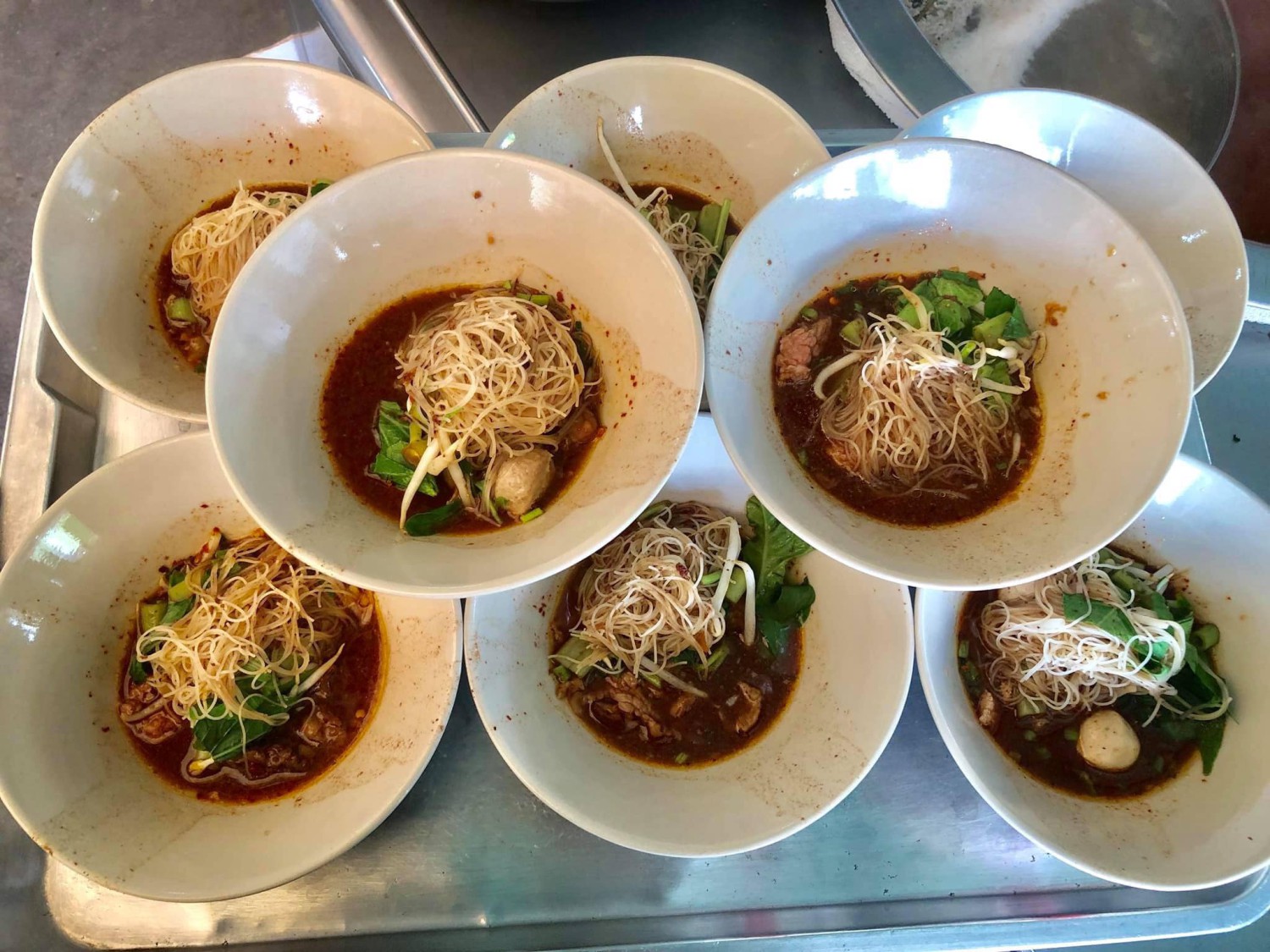 ก๋วยเตี๋ยวเรือในคลอง อยุธยา, กรุงเก่า"เตี๋ยวเรือ", ก๋วยเตี๋ยวเรือลวกปากริมคลอง &amp; หมูกะทะ อยุธยา, ก๋วยเตี๋ยวเรืออยุธยา-โอชินสูตรโบราณ, ร้านก๋วยเตี๋ยวเรือโอ่งบนแพริมแม่น้ำน้อย, ก๋วยเตี๋ยวเรือกิมหลวน อยุธยา, ก๋วยเตี๋ยวเรือ ตาลเดี่ยว'เตี๋ยวเรือ, ก๋วยเตี๊ยวลุงแจ๊ะ (บัวหวาน), ร้านก๋วยเตี๋ยวตาไห (คลองท่อ), ก๋วยเตี๋ยวเรือแม่วันดี อยุธยา, ก๋วยเตี๋ยวเรือแม่ต่วม อยุธยา, ก๋วยเตี๋ยวเรือ เสือร้องไห้, ก๋วยเตี๋ยวเรือ "รสโจ๊ะ" ป้าไวท์, ก๋วยเตี๋ยวเรืออยุธยา ป้าษา2, ก๋วยเตี๋ยววัดใหญ่, ก๋วยเตี๋ยวเรือห้อยขา อยุธยา, ก๋วยเตี๋ยวเรือนายอ๊อฟ สูตร”ยายจง”รสดั้งเดิม, ไทยเทวา ก๋วยเตี๋ยวเรืออยุธยา, ต้อยตลาดแตก สาขาใหญ่ ก๋วยเตี๋ยวเรืออยุธยา