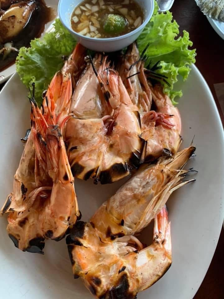 ครัวผักสด, Iconic Club Style, แก้วติ่มซำ, ตำ มึน มึน น., สวนอาหารริเวอร์ไซด์การเด้น, ยายปวด, ลุย, นิวแซ่บสุดซอย, ครัวตาอ้อซีฟู๊ด ชุมพร, ลุงเผล็นกุ้งหลวง, แม่ไม้ซีฟู้ด, ครัวสวนตาจี๊ด, ฟารีดาชาโรตี สาขาชุมพร, ก๋วยเตี๋ยวเนื้อนายดำ, ครัวทุ่งแพะ, บ้านพรรคพวก, ร้านอาหารตะเกียงไทยชุมพร, โกเหลียง, ครัวบ้านริมน้ำ ไร่ล่างซิตี้, พนังตักซีฟู๊ด คาเฟ่&amp;บาร์, ติ่มซำ หอเจี๊ยะ at ชุมพร, ครัวคุณจักษ์