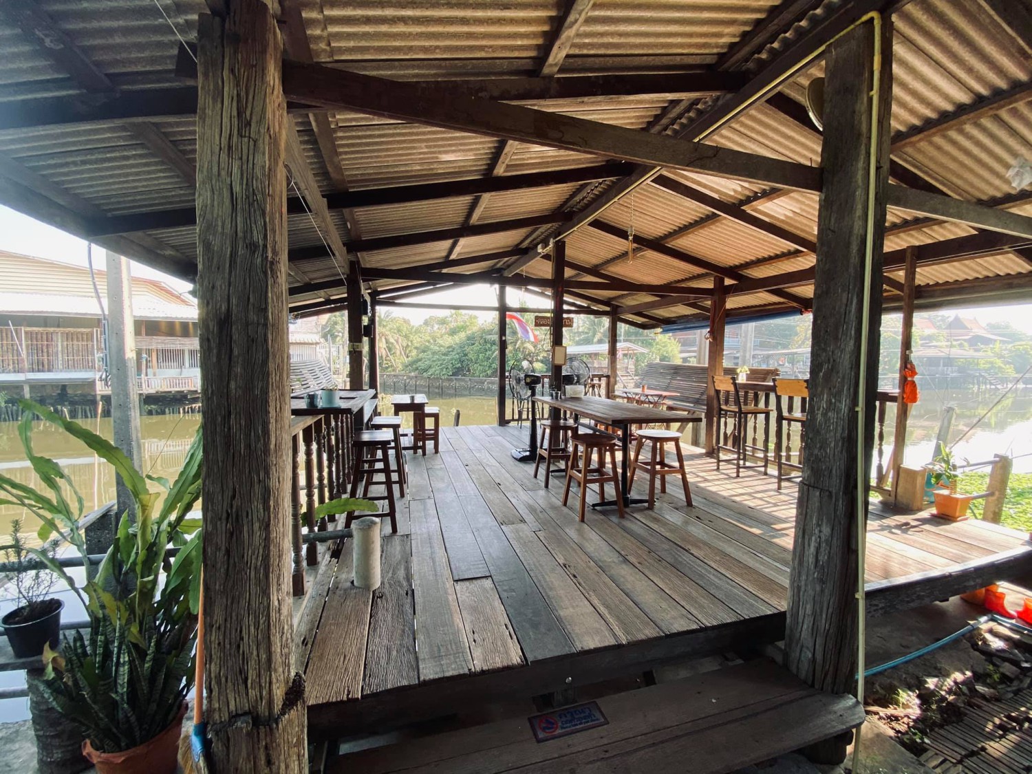 sisterhood.cafe, Dripster HOUSE café, Wood Rather, Sanyongcafe, คลองอ้อมคาเฟ่