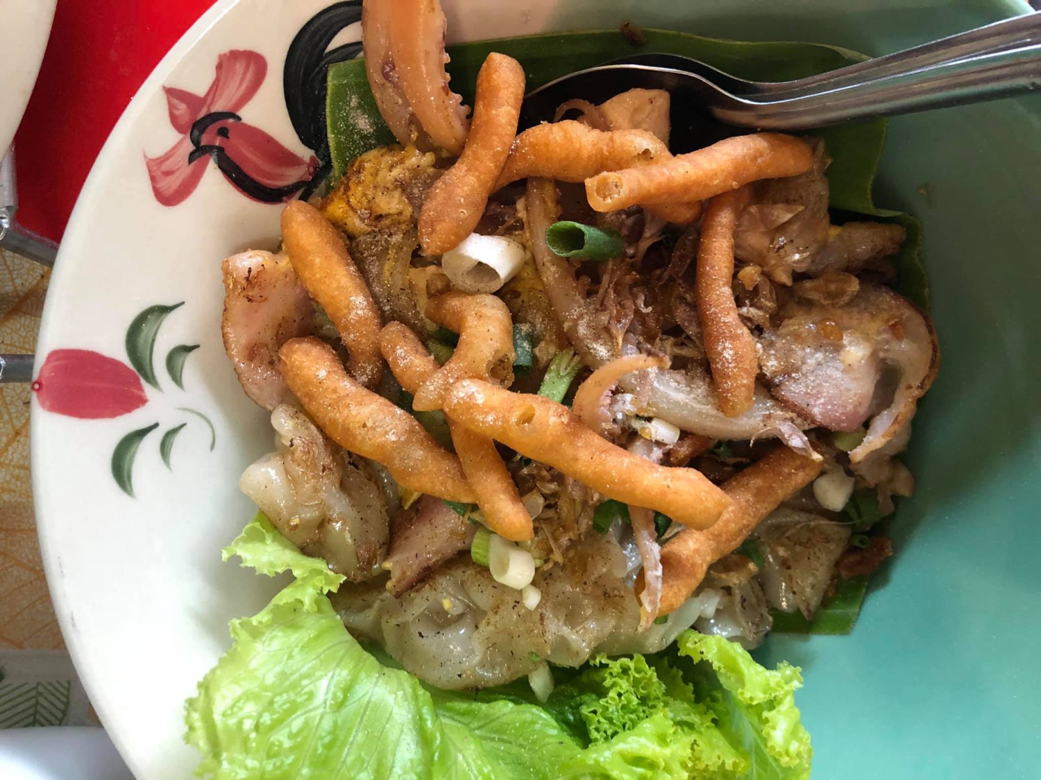 เย็นตาโฟรสเด็ดโบสถ์แม่พระฟาติมา, เย็นตาโฟ คอนแวนต์, อู๋ เย็นตาโฟประตูผี, ร้านไทยรุ่งเรืองเย็นตาโฟเจริญผล, ศาลาแดงเย็นตาโฟ, ปุ๊ เย็นตาโฟ, เตี้ยเย็นตาโฟ, ชาละวันเย็นตาโฟ, เฮียตี๋ ก๋วยเตี๋ยวลูกชิ้นปลาเย็นตาโฟเยาวราชลาดพร้าววังหิน, จิระเย็นตาโฟ, โฟพ่นไฟ, พัวกี่, นายอ้วนเย็นตาโฟเสาชิงช้า, เจ๊อี่ เย็นตาโฟ ต้มยำ, ก๋วยเตี๋ยวเย็นตาโฟพี่หมู รสเด็ด, เม้งโภชนา ปิ่นเกล้า ลูกชิ้นปลา, เจ๊น้อยเย็นตาโฟ พระราม4, เย็นตาโฟ62, ใช่ เตี๋ยวปลา, เย็นตาโฟโพธาราม, เจ้อ้วนเย็นตาโฟ Jeauan yentafo, เย็นตาโฟฮ่องเต้ ศรีย่าน, เย็นตาโฟป้าเสนา เล้งแซ่บ, เพ้งเย็นตาโฟเจ้าเก่า ตลาดห้วยขวาง