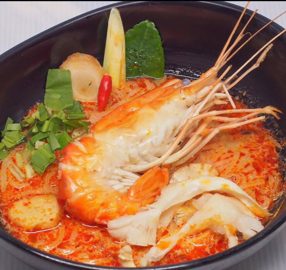 ก๋วยเตี๋ยวต้มยำเจ้ดำ200ปี, ก๋วยเตี๋ยวต้มยำนายฮัน, ปากแดงก๋วยเตี๋ยวต้มยำ, บ้านก๋วยเตี๋ยวต้มยำหมูเด้ง ลาดพร้าว101, ก๋วยเตี๋ยวต้มยำไข่ลาวา, ก๋วยเตี๋ยวต้มยำกากหมู สูตรโบราณ ท่าน้ำนนท์, เด็กเส้น, พี่อ้อ ก๋วยเตี๋ยวต้มยำกุ้ง