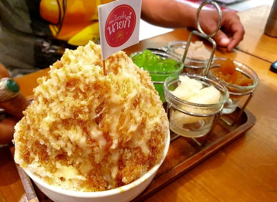 ผัดไท ท่ายาง, เจียมเลี้ยงเซี้ย, เจ๊กเม้ง ก๋วยเตี๋ยวเนื้อต้นตำรับเพชรบุรี, โอวทึ้ง นายกี๋, ครัวป้าเฉลียว, ครัวไข่มุก สะพานปลา ชะอำ, ขนมจีน ทอดมัน ท่งเชียง, พวงเพชร, ทรายทอดมัน บขส.เก่า, ข้าวแช่ป้าเอื้อน หน้ากาชาด เพชรบุรี, เจ๊แดงบางควาย, ร้านอาหารบ้านป้าองุ่น "ร้านเก่า 50 ปี", บ้านยายกับตา, ก๋วยเตี๋ยวเนื้อ &amp; ไก่ “แดงโรงฝ้าย”ตรงข้ามปั้มมานิต 