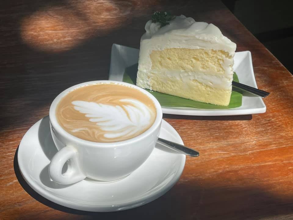 Autumn haus, YOJU Cafe, Lemon Me Farm, STARTCafé, Lot no.8 cafe, 23 cafe and bistro, STAY WITH TREE cafe, April Flavors cafe, Destiny cafe', บ้านปายนา, DUBUA CAFE, House of Chandra - เสน่ห์จันทน์ , 11 Elephant Dessert Cafe, Hangar Cafe', Merce Cafe & Restaurant, Ton Khao Terrace, O2 Kaffee & Bistro, Pomelo Cafe, Little tree, Chinu Coffee