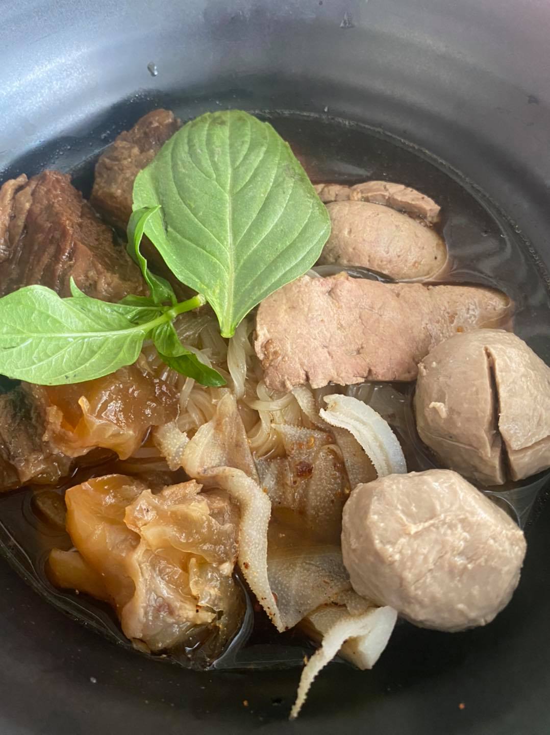 ก๋วยเตี๋ยวเรือในคลอง อยุธยา, กรุงเก่า"เตี๋ยวเรือ", ก๋วยเตี๋ยวเรือลวกปากริมคลอง &amp; หมูกะทะ อยุธยา, ก๋วยเตี๋ยวเรืออยุธยา-โอชินสูตรโบราณ, ร้านก๋วยเตี๋ยวเรือโอ่งบนแพริมแม่น้ำน้อย, ก๋วยเตี๋ยวเรือกิมหลวน อยุธยา, ก๋วยเตี๋ยวเรือ ตาลเดี่ยว'เตี๋ยวเรือ, ก๋วยเตี๊ยวลุงแจ๊ะ (บัวหวาน), ร้านก๋วยเตี๋ยวตาไห (คลองท่อ), ก๋วยเตี๋ยวเรือแม่วันดี อยุธยา, ก๋วยเตี๋ยวเรือแม่ต่วม อยุธยา, ก๋วยเตี๋ยวเรือ เสือร้องไห้, ก๋วยเตี๋ยวเรือ "รสโจ๊ะ" ป้าไวท์, ก๋วยเตี๋ยวเรืออยุธยา ป้าษา2, ก๋วยเตี๋ยววัดใหญ่, ก๋วยเตี๋ยวเรือห้อยขา อยุธยา, ก๋วยเตี๋ยวเรือนายอ๊อฟ สูตร”ยายจง”รสดั้งเดิม, ไทยเทวา ก๋วยเตี๋ยวเรืออยุธยา, ต้อยตลาดแตก สาขาใหญ่ ก๋วยเตี๋ยวเรืออยุธยา