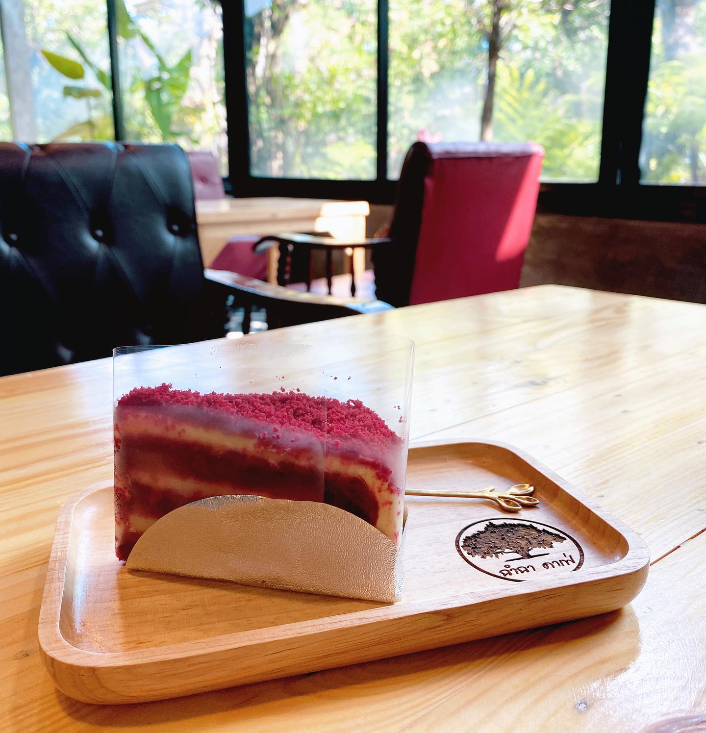 ชิมฮง คาเฟ่ - Chim Hong Cafe, Makesense, Kalamong, เดอ นา คาเฟ่, Benandson Cafe’, Chamcha Cafe, The Weekend Moka, เดี๋ยวเจอสวน&amp;คาเฟ่, Caffe' De Chalawan, Black Hat, Mouth Cafe, Apsara Café Phichit