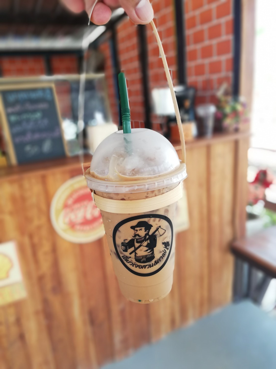 ชิมฮง คาเฟ่ - Chim Hong Cafe, Makesense, Kalamong, เดอ นา คาเฟ่, Benandson Cafe’, Chamcha Cafe, The Weekend Moka, เดี๋ยวเจอสวน&amp;คาเฟ่, Caffe' De Chalawan, Black Hat, Mouth Cafe, Apsara Café Phichit