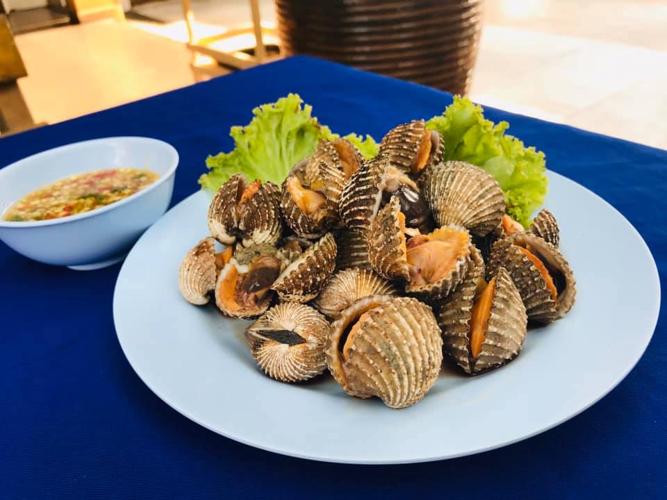 ปูเป็น SEAFOOD PATTAYA, ริมหาด ซีฟู๊ด, ลุงบอยป้ารัตน์, สาขาหาดจอมเทียน, Krua Dongtan ครัวดงตาล, ลุงไสว 1 สุดหาดจอมเทียน พัทยา, ศรีนวลซีฟู้ด, Anantaya Resort &amp; Seafood Pattaya, สุดเขต ทะเลเผา