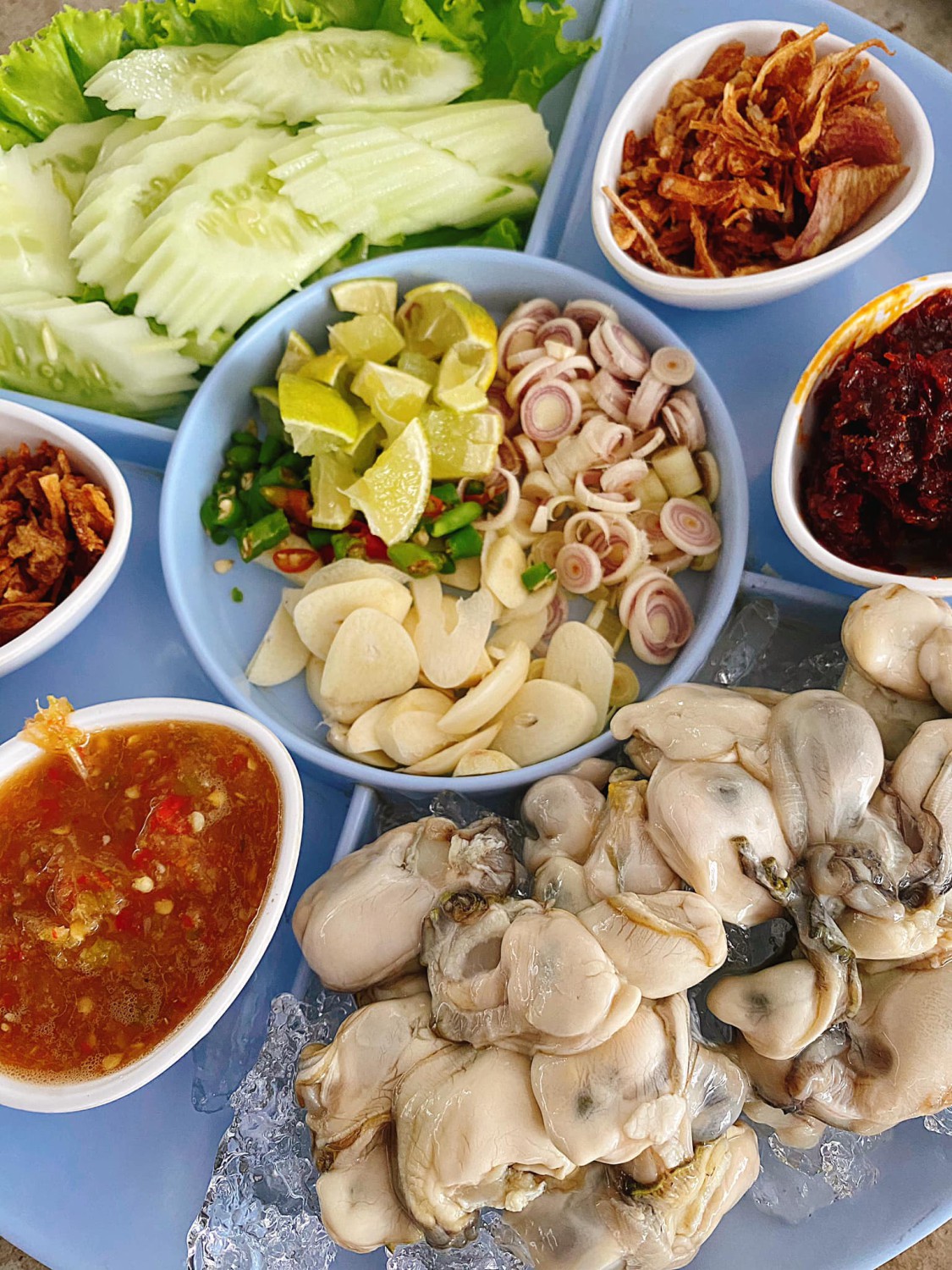 ร้านอ้นส้มตำปูม้า, ไผ่ขวาง, Zaab Station, เอมโอช by The Story, ครัวกางนา, คุ้มขวัญเจ้าเอย, ร้านบ้านเด, กุ่ยหมง, สวนอาหารเบญจรงค์ สุพรรณบุรี, ขัวะ, ลายน้ำ, มุมสบายครัวริมคลอง, ข้าวต้มโกเฑียร, นพรัตน์ ภัตตาคาร, กุ้งเป็น (เจ๊เน้ย), ขนาบน้ำสุพรรณบุรี and mellow, เรือนแพ (ครัวสุพรรณ) &amp; รีสอร์ท, ริมคลองเฮ้าส์, สุรชัยปลาเผา บึงไผ่แขก, Taiheiyo sushi suphanburi