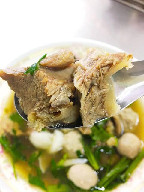 เกาเหลาเนื้อเปื่อยตลาดพลู ต.จันทร์เพ็ญ, กิตติก๋วยเตี๋ยวเป็ด, ราชรสเนื้อตุ๋น, ร้านก๋วยเตี๋ยวเรือป๋ายักษ์, ก๋วยเตี๋ยวเรือ ลำพาย 