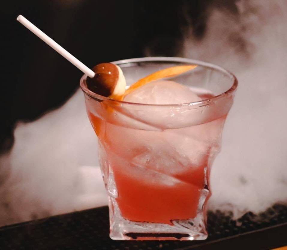 Level 50 by SEE FAH, Sanay Rooftop Bar, Cosmo Bar Bkk, Flashback Rooftop Bar, Dumbo BKK, Wallflowers Cafe, LeeLa Bar, 342 Bar, Peak-A-Boo Bar, SwingBar