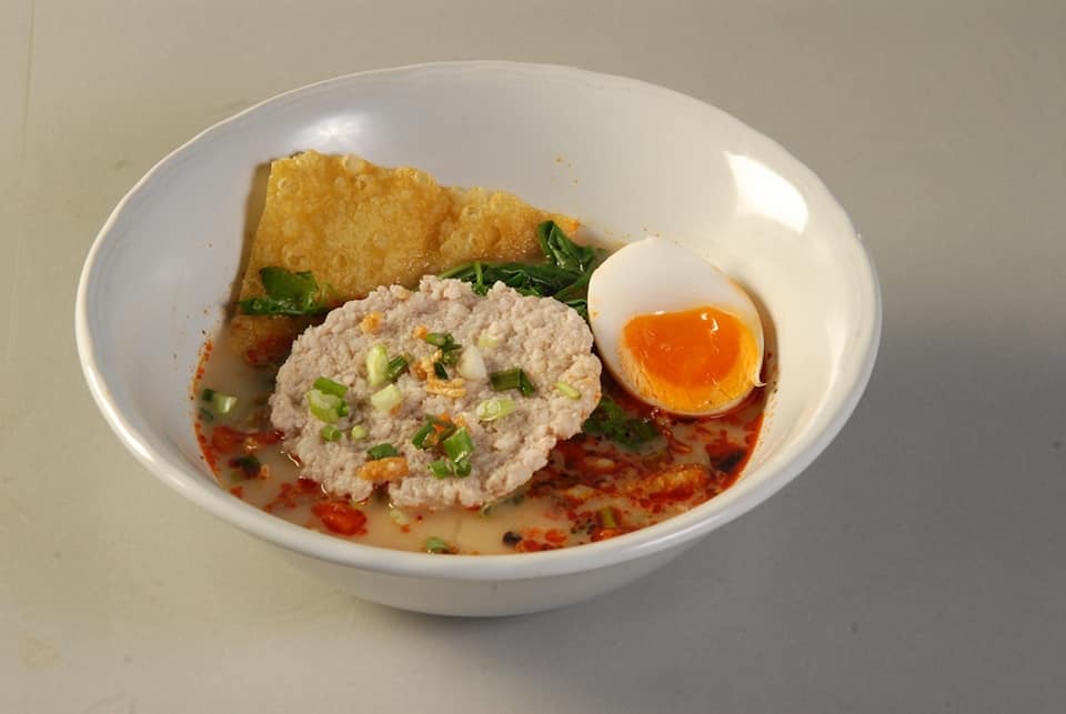 Cypher Gelato, สุกี้จินดา, สาขาลาดพร้าววังหิน, เถ่าชิ่ว น้ำเต้าหู้มือหนึ่ง, เตาถ่าน หมูกระทะ, Unfinished Coffee Roaster, เซี้ยม ก๋วยเตี๋ยวสุโขทัย วังหิน, เครปป้าเฉื่อย, สาขา Plaza Lagoon, เฝอ'54, สาขาลาดพร้าววังหิน 60, ซ้งเป็ดพะโล้, ผัดไทยวังหิน Showปัง, ราดหน้าฟาไฉ, โกวนัน, โกวใหญ่ ก๋วยเตี๋ยวหมูต้มยำ, รัตนา ราชาบะหมี่เกี๊ยวข้าวหมูแดง, ทวีชัยเป็ดพะโล้, กล้วยทอดล้านช้าง, Wood Café, หมูมาไก่ไป, เลิศทิพย์วังหิน, ก๋วยเตี๋ยวต้มยำไข่ลาวา, Buta Shabu, โก โรตีชาชัก ลาดพร้าววังหิน