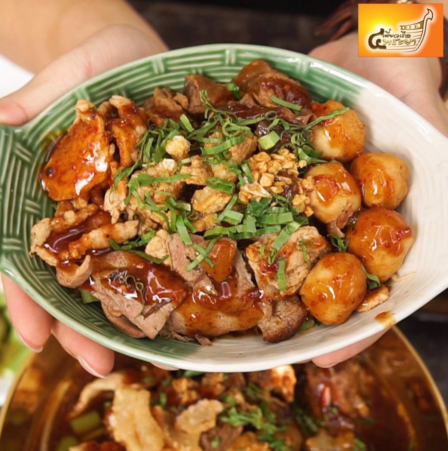 หมี่สะปำ คุณยายเจียร ภูเก็ต, ร้านก๋วยเตี๋ยวเนื้อวัวรับอรุณ, หมี่อ่าวเก, หมี่น้ำกุ้ง อ่าวเก ถนน พูนผล, กิตติก๋วยเตี๋ยวเป็ด ภูเก็ต, ก๋วยเตี๋ยวเรือราไวย์ ซอยใสยวน, ร้านก๋วยเตี๋ยวเรือสี่พระยา (สาขาฉลอง), กิมท้อ นครปฐม, ก๋วยเตี๋ยวลูกชิ้นเนื้อรามา, หมี่แป๊ะเถว, ร้านหมี่โป๋เบี๋ยน, ก๋วยเตี๋ยวเรืออัมพวาภูเก็ต
