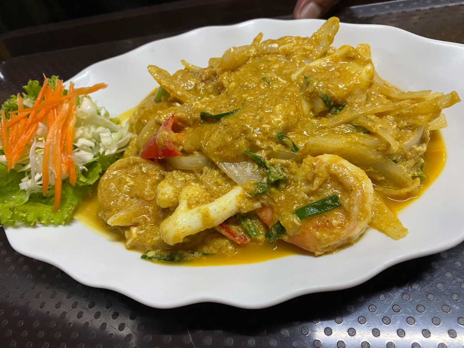 มันโภชนา, เรอดังซีฟู้ด, บ้านเขาหลักซีฟู้ด, ครัวนายอั๊ง เขาหลัก, ครัวมาดาม, เล่าลือ, ครัวผู้พัน เขาหลัก, แปะเถียร เป็ดย่าง เขาหลัก, Peter Pan, เจ๊น้อง ร้านอาหารพื้นเมืองพังงา, KhaoLak Phu View, ครัว หลวงเทน (หรอยที่สุดในเมืองมนุษย์), ครัวน้ำตา