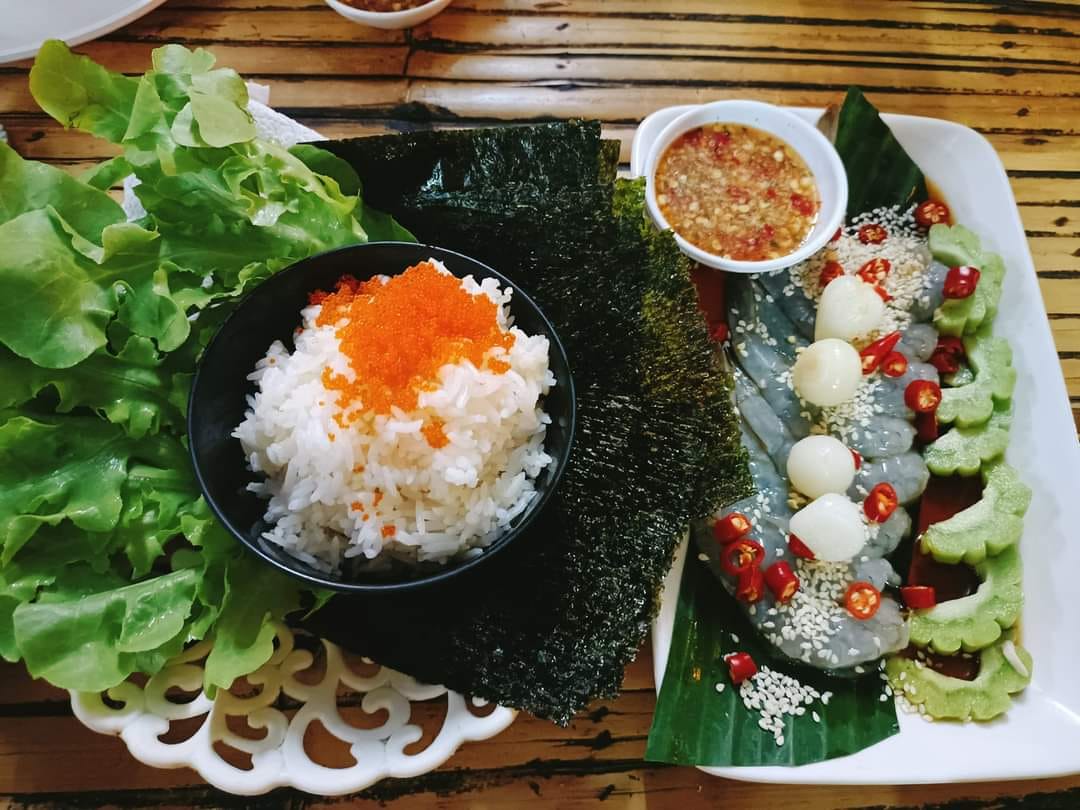 มันโภชนา, เรอดังซีฟู้ด, บ้านเขาหลักซีฟู้ด, ครัวนายอั๊ง เขาหลัก, ครัวมาดาม, เล่าลือ, ครัวผู้พัน เขาหลัก, แปะเถียร เป็ดย่าง เขาหลัก, Peter Pan, เจ๊น้อง ร้านอาหารพื้นเมืองพังงา, KhaoLak Phu View, ครัว หลวงเทน (หรอยที่สุดในเมืองมนุษย์), ครัวน้ำตา