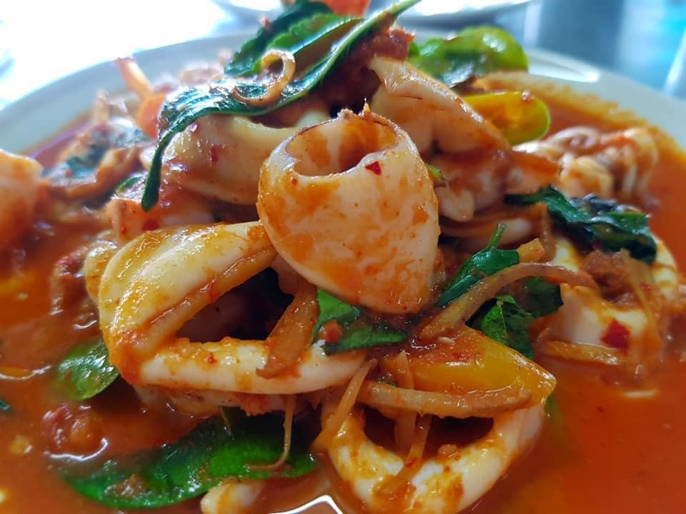 ผัดไท ท่ายาง, เจียมเลี้ยงเซี้ย, เจ๊กเม้ง ก๋วยเตี๋ยวเนื้อต้นตำรับเพชรบุรี, โอวทึ้ง นายกี๋, ครัวป้าเฉลียว, ครัวไข่มุก สะพานปลา ชะอำ, ขนมจีน ทอดมัน ท่งเชียง, พวงเพชร, ทรายทอดมัน บขส.เก่า, ข้าวแช่ป้าเอื้อน หน้ากาชาด เพชรบุรี, เจ๊แดงบางควาย, ร้านอาหารบ้านป้าองุ่น "ร้านเก่า 50 ปี", บ้านยายกับตา, ก๋วยเตี๋ยวเนื้อ &amp; ไก่ “แดงโรงฝ้าย”ตรงข้ามปั้มมานิต 