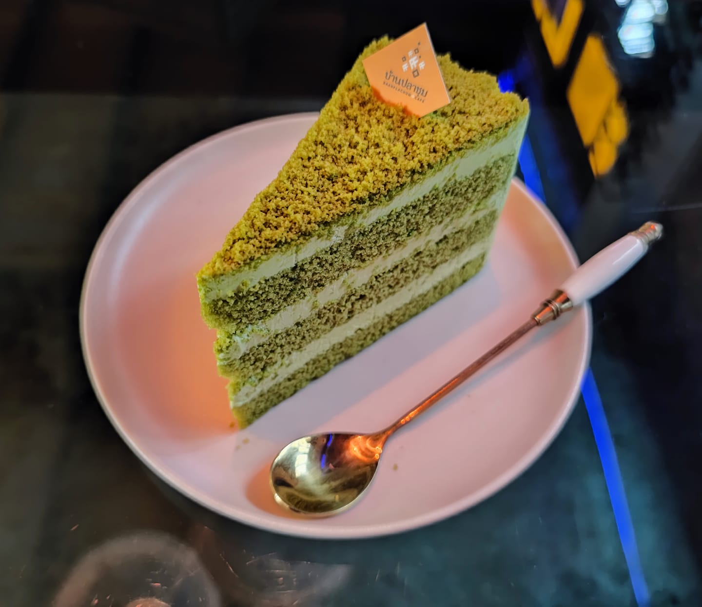 Unplan, ma na cafe', ปลาชุม : Plachum Café & Bistro, Nava House Café - นาวา เฮ้าส์ คาเฟ่, Coffee 123, FarmVille Chachoengsao, บ้านพระจันทร์เวียน, กรีนวิลล์ ผักสลัดเสิร์ฟจากฟาร์ม , D•presso cafe, Baan Melon Desert, Red Cat Cafe ตลาดบ้านใหม่, Lifehouse Cafe & Kitchen, T13 Café