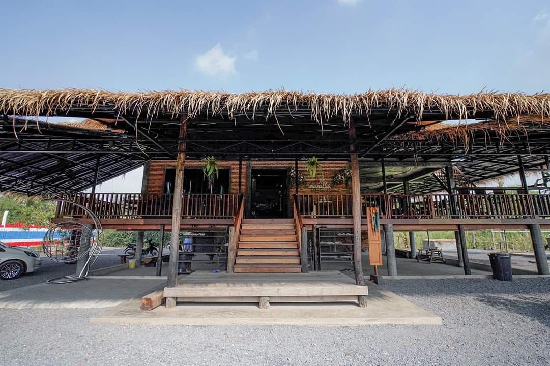 Unplan, ma na cafe', ปลาชุม : Plachum Café & Bistro, Nava House Café - นาวา เฮ้าส์ คาเฟ่, Coffee 123, FarmVille Chachoengsao, บ้านพระจันทร์เวียน, กรีนวิลล์ ผักสลัดเสิร์ฟจากฟาร์ม , D•presso cafe, Baan Melon Desert, Red Cat Cafe ตลาดบ้านใหม่, Lifehouse Cafe & Kitchen, T13 Café