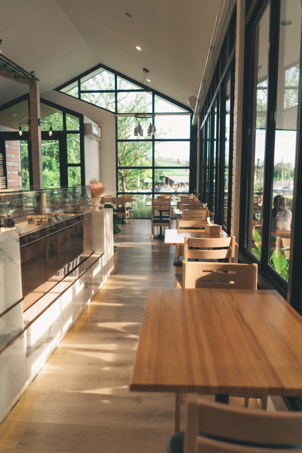 Unplan, ma na cafe', ปลาชุม : Plachum Café & Bistro, Nava House Café - นาวา เฮ้าส์ คาเฟ่, Coffee 123, FarmVille Chachoengsao, บ้านพระจันทร์เวียน, กรีนวิลล์ ผักสลัดเสิร์ฟจากฟาร์ม , D•presso cafe, Baan Melon Desert, Red Cat Cafe ตลาดบ้านใหม่, Lifehouse Cafe & Kitchen, T13 Café