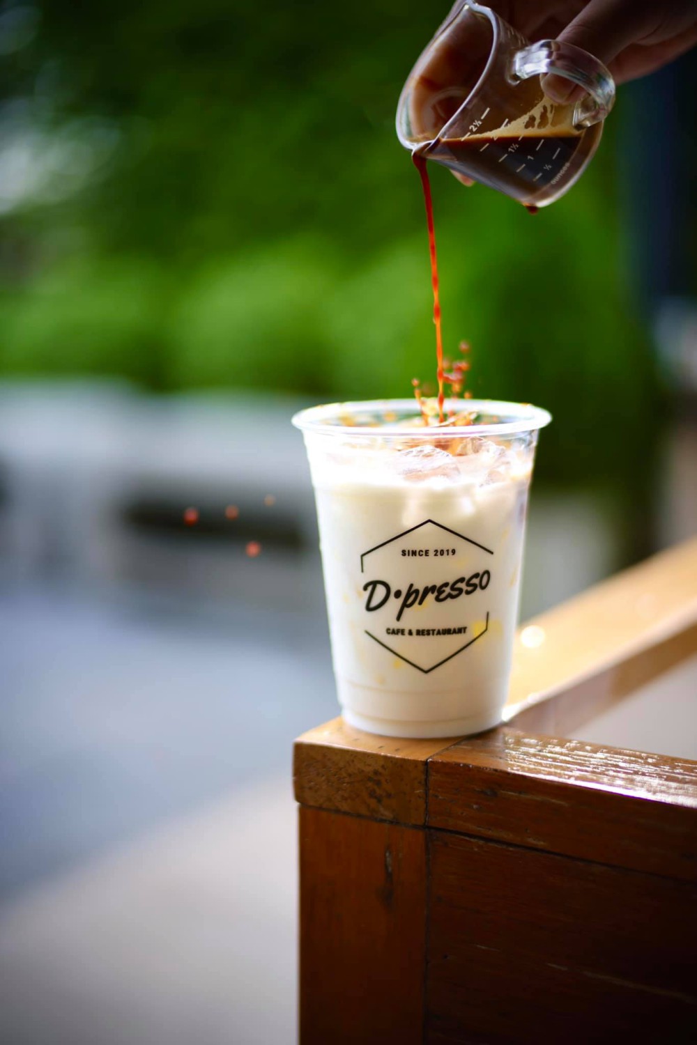 Unplan, ma na cafe', ปลาชุม : Plachum Café & Bistro, Nava House Café - นาวา เฮ้าส์ คาเฟ่, Coffee 123, FarmVille Chachoengsao, บ้านพระจันทร์เวียน, กรีนวิลล์ ผักสลัดเสิร์ฟจากฟาร์ม , D•presso cafe, Baan Melon Desert, Red Cat Cafe ตลาดบ้านใหม่, Lifehouse Cafe & Kitchen, T13 Café