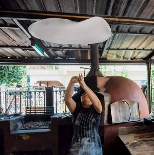 ข้าวเปิ๊ปยายเครื่อง, กับข้าวกับปลา, สินวนา, เฟื่องฟ้า, บ้านครูอิ๋ว, สิบสองหน่วยตัด, ร้านอาหารลุงจ้อย สุโขทัย, ก๋วยเตี๋ยวสุโขทัย ไม้กลางกรุง, Pizza House, Phum Phor ภูมิพ่อ, รักชาติ พาเพลิน ศรีสำโรง, ณ โขทัย, กุ๊กเหมียน, ป้าอ้วนหมูจุ่ม 2