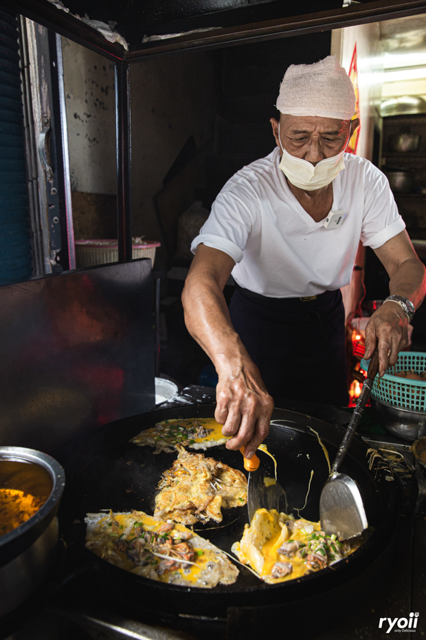 Recordoffee, มานพ สุกี้รถกระบะ, ก๋วยเตี๋ยวผัดงี่เง่า at เจ๊เบญ โอเดี้ยน, แดงราชาหอยทอด, ภัตตาคารกว้านสิ่วกี่, La Cabra Thailand, เจ๊คุ้งเกาเหลาเลือดหมู, ข้าวผัดปูตลาดน้อย