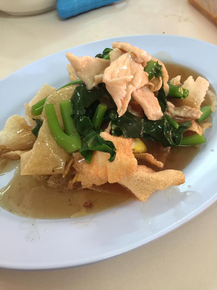 ฮอม Hom 2493, บ้านม่อนนกยูง, Kim's Cafe', ครัวจิ้นสด อาหารพื้นเมือง, ปั๋นใจ๋, สวนไซทอง ไส้กรอกเผาเตาดิน, ป้าแป้งเย็นตาโฟ ประตูชัย, ฮักเส้น ก๋วยเตี๋ยวต้มยำเมืองแพร่, ขนมเส้นน้ำย้อย กาดน้ำทอง -โจหยก, วีวี่ (weewee food and catering), ข้าวซอยเจ้เล็กประตูชัย แพร่, ร้านลาบป้ามา, ร่มไม้ใหญ่ เรสเตอรองท์, ร้านจิ้นนึ่งแม่หล่าย