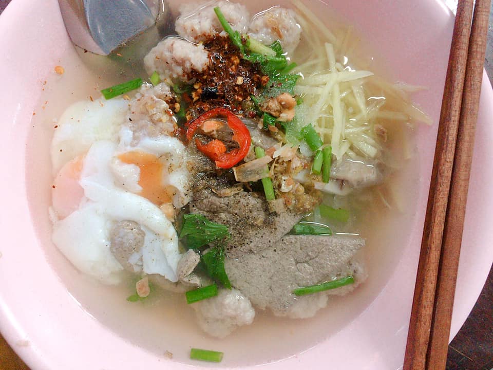 ร้านข้าวมันไก่เจี๊ยะโกยปึ่ง, รสนิยมข้าวมันไก่, สาขา 2, โจ๊ก9บาท ป๊อกแป๊ก, ครัวกิตติพร, ขาหมู จูเจี่ยว 猪脚, ต้มเลือดหมู เลิศสุธารส, บ.หินกองต้มเลือดหมู&amp;กะเพราเป็ด, บ้านซาลาเปา สระบุรี, ญวน, ราดหน้าเลี่ยวตังไล้, โกจิวข้าวมันไก่ตอน, E-PED eatery, Pita Cafe’ &amp; Eatery, เอกรส, ข้าวแกงครัวไทย ป้าเบี้ยว-ลุงเปี๊ยก, โจ๊กแม่กุหลาบ &amp; ก๋วยเตี๋ยวเนื้อวัวนายเฮง