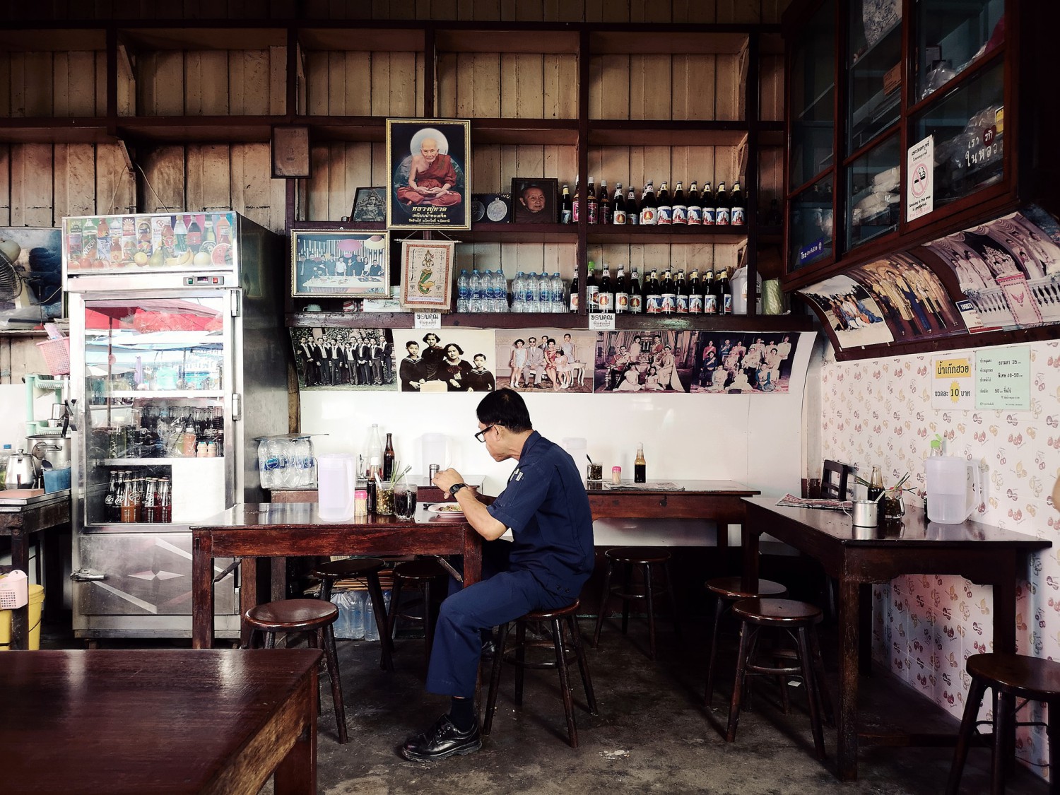 ผัดไท ท่ายาง, เจียมเลี้ยงเซี้ย, เจ๊กเม้ง ก๋วยเตี๋ยวเนื้อต้นตำรับเพชรบุรี, โอวทึ้ง นายกี๋, ครัวป้าเฉลียว, ครัวไข่มุก สะพานปลา ชะอำ, ขนมจีน ทอดมัน ท่งเชียง, พวงเพชร, ทรายทอดมัน บขส.เก่า, ข้าวแช่ป้าเอื้อน หน้ากาชาด เพชรบุรี, เจ๊แดงบางควาย, ร้านอาหารบ้านป้าองุ่น "ร้านเก่า 50 ปี", บ้านยายกับตา, ก๋วยเตี๋ยวเนื้อ &amp; ไก่ “แดงโรงฝ้าย”ตรงข้ามปั้มมานิต 
