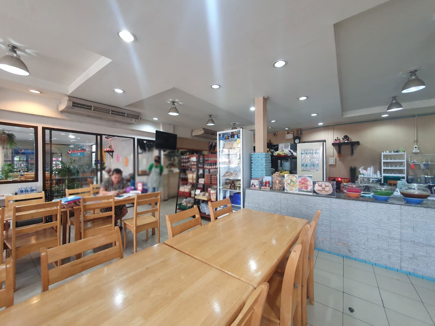 อิ่มเอิบแหนมเนือง, แอมเฮือง อาหารเวียตนาม, M.J. แหนมเนือง หนองคาย พลับพลาชัย, Arunee Cuisine, เชิญตะวัน, คำม่วน แหนมเนือง, สาขาหทัยราษฏร์, บ้านเวียดนาม คลอง4, Winner House, Pho Van, พี่หยองแหนมเนือง, วิลลี่แหนมเนือง Delivery, So Saigon เมืองทองธานี, กรีน แหนมเนือง, Saigon Recipe, Eat Viet, ครัวเมืองเว้ ลาว-ญวน, แหนมเนืองลับแล, แหนมเนืองคุณอ้อ, ลองดู, SAIGON VIETNAMESE RESTAURANT, โรงแรม ASIA HOTEL, VT แหนมเนือง, สาขาพระราม9, MJ แหนมเนืองอาหารเวียดนาม-อีสาน ทวีวัฒนา, ยัมมี่ แหนมเนือง เซ็นจูรี่ อ่อนนุช, Thuyền, แหนมเนืองนายช่าง Delivery