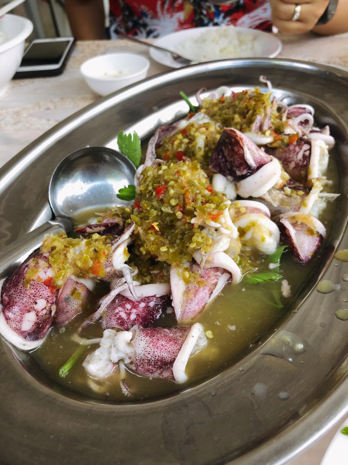 ผัดไท ท่ายาง, เจียมเลี้ยงเซี้ย, เจ๊กเม้ง ก๋วยเตี๋ยวเนื้อต้นตำรับเพชรบุรี, โอวทึ้ง นายกี๋, ครัวป้าเฉลียว, ครัวไข่มุก สะพานปลา ชะอำ, ขนมจีน ทอดมัน ท่งเชียง, พวงเพชร, ทรายทอดมัน บขส.เก่า, ข้าวแช่ป้าเอื้อน หน้ากาชาด เพชรบุรี, เจ๊แดงบางควาย, ร้านอาหารบ้านป้าองุ่น "ร้านเก่า 50 ปี", บ้านยายกับตา, ก๋วยเตี๋ยวเนื้อ &amp; ไก่ “แดงโรงฝ้าย”ตรงข้ามปั้มมานิต 
