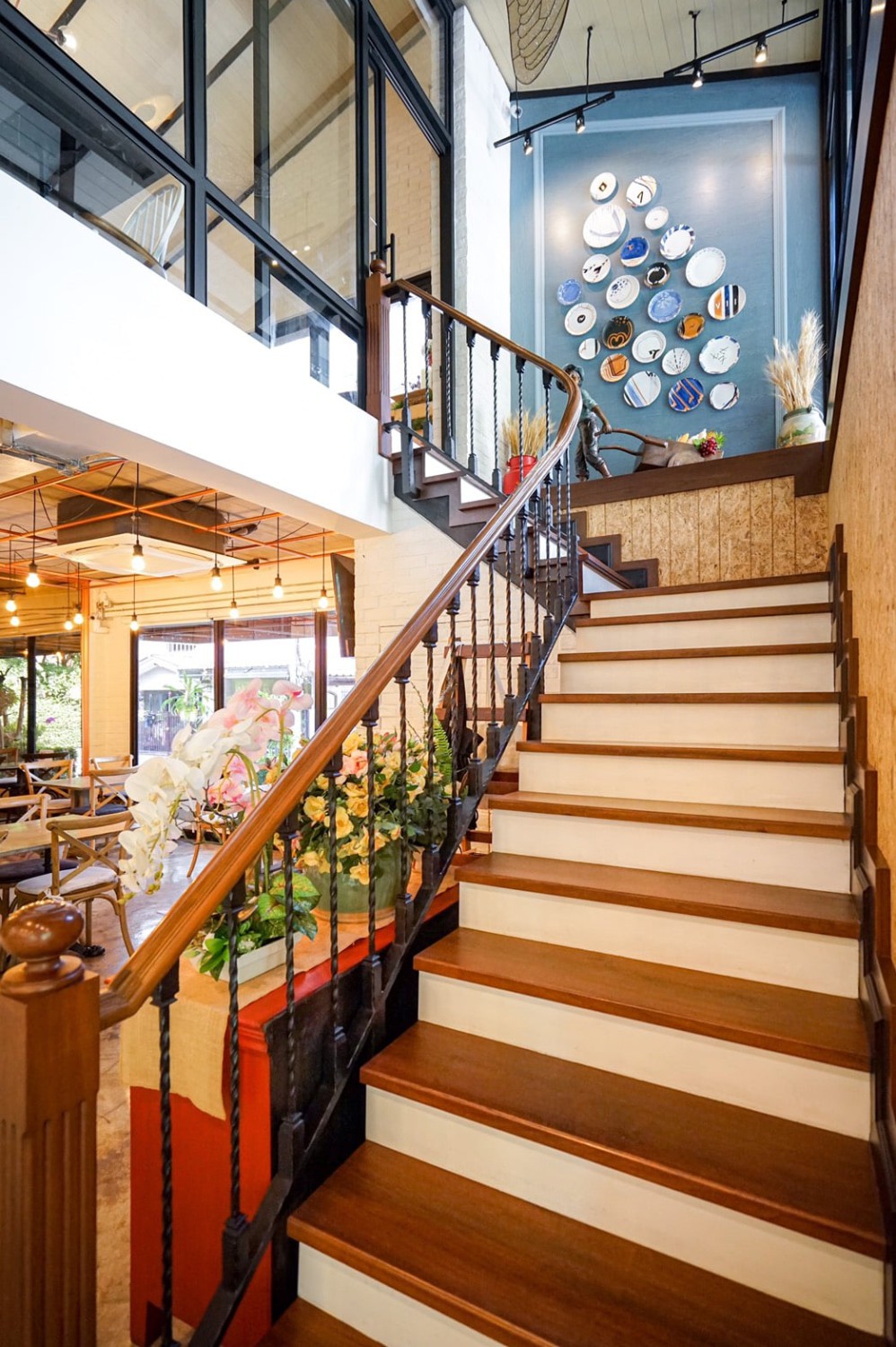 Flinders Street Cafe, Simplycafebkk, Neighbor cats koff bar, Bunnierista, Blend cafe, Hatchery, SEVENDAYS cafe &amp; bakehouse, Smith &amp; Rabbit Cuisine