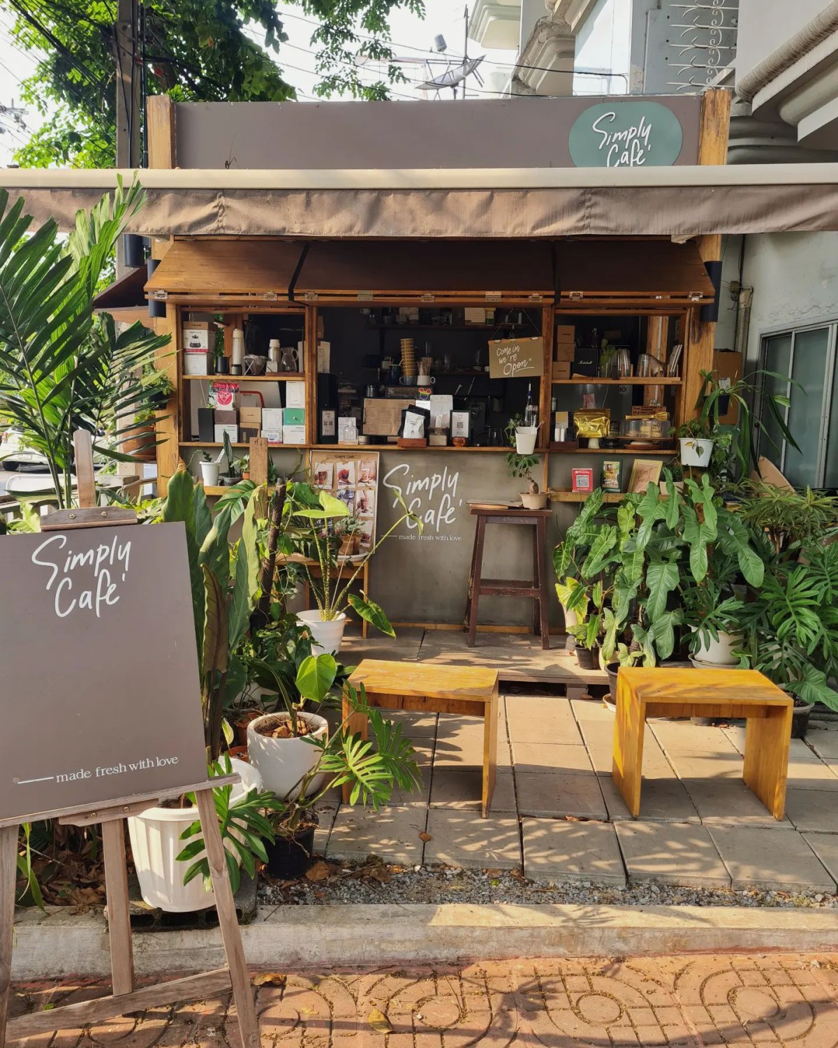 Flinders Street Cafe, Simplycafebkk, Neighbor cats koff bar, Bunnierista, Blend cafe, Hatchery, SEVENDAYS cafe &amp; bakehouse, Smith &amp; Rabbit Cuisine