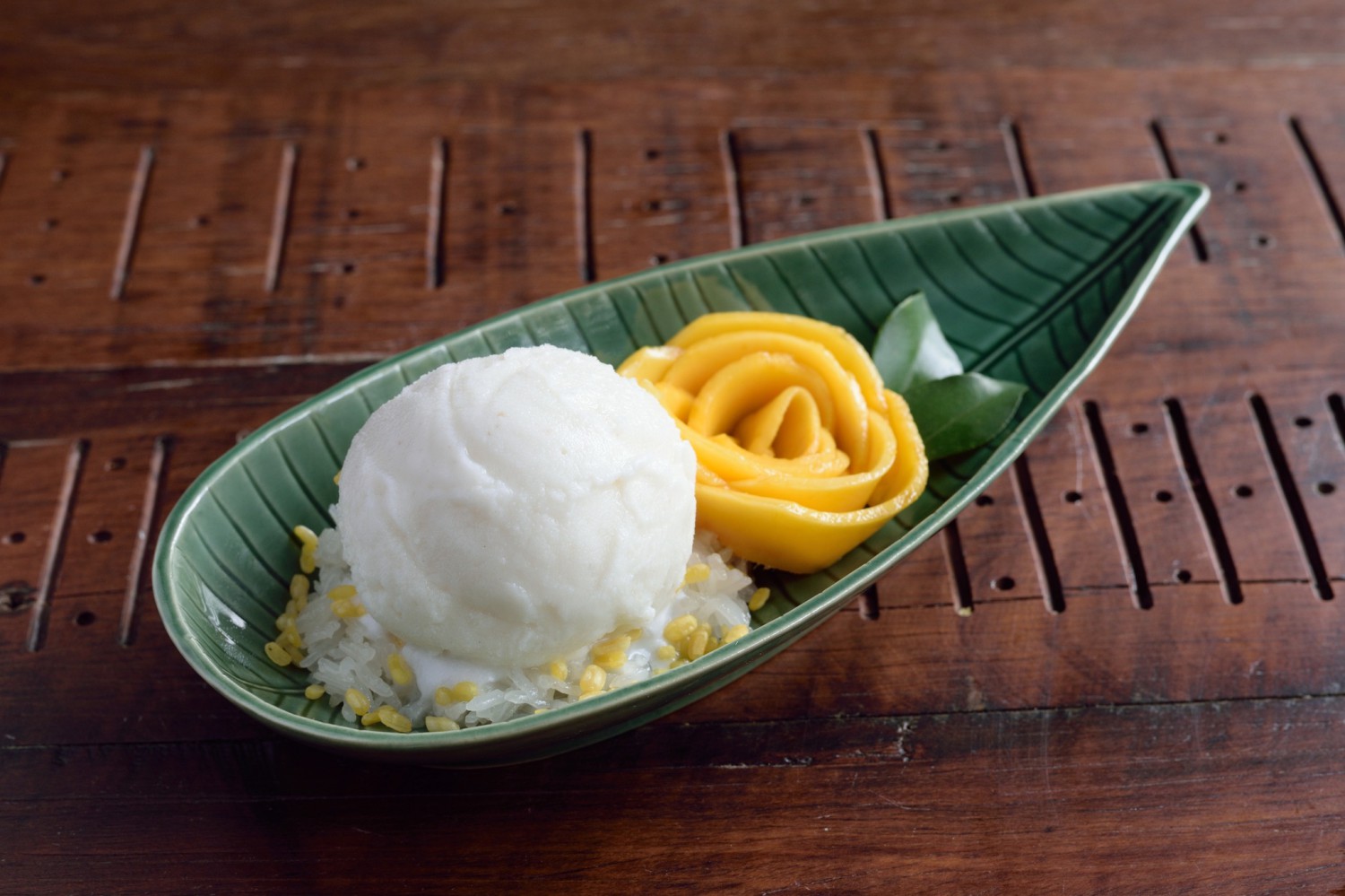 NARA Thai Cuisine, ธธดา TH•TH•DAH, Marie Guimar, อรุณ, Phuket Town Restaurant, บ้านรับรอง, ต้นเครื่อง, Ruen Noppagao - ร้านอาหารเรือนนพเก้า, บ้านไอซ์, กลางซอย, อ้อยหวาน, Simmer by Praha , Ther Dining & Bar, Na Bowon ณ บวร, คุณเอียดชาววัง & ANYA Cafe', Supanniga Eating Room, สาขาท่าเตียน