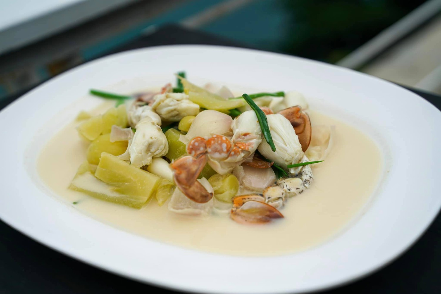 บ้านสวนลุงไข่, พี่เชษฐ์, Sawasdee-CuP Samui, ร้านอาหารข้าวหอม เกาะสมุย, ครัวชาวบ้าน, ท่าเรือสมุยซีฟู้ด, เสบียงเล, Mira Serene, โกเซ้ง เกาะสมุย, ครัวเสวยสมุย, The Roof Samui, มิสสมุย, Jam restaurant