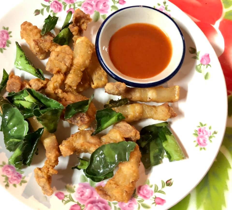 บ้านสวนลุงไข่, พี่เชษฐ์, Sawasdee-CuP Samui, ร้านอาหารข้าวหอม เกาะสมุย, ครัวชาวบ้าน, ท่าเรือสมุยซีฟู้ด, เสบียงเล, Mira Serene, โกเซ้ง เกาะสมุย, ครัวเสวยสมุย, The Roof Samui, มิสสมุย, Jam restaurant