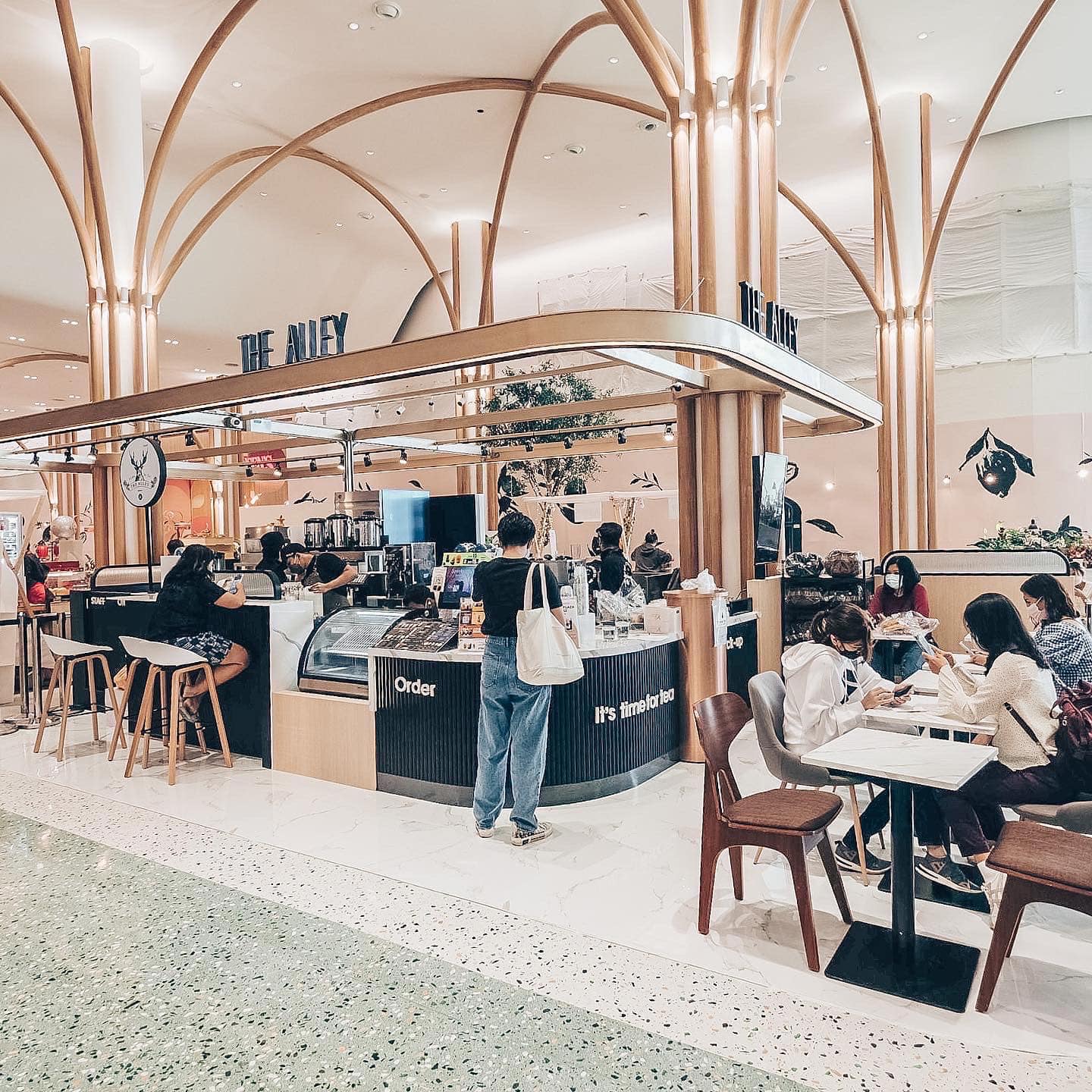 JIAN CHA Tea, 红包 ANG BAO, TP TEA, สาขา Fashion Island, Vespa ชาไข่มุก, Bearhouse, Blk Boba Mansri, The Alley Thailand, CHA BAR BKK , Kamu Tea, MANOI - โชคชัย4 ซ.49, 48 Cha, KOI Thé Thailand, ATM Tea Bar, Brix Dessert Bar