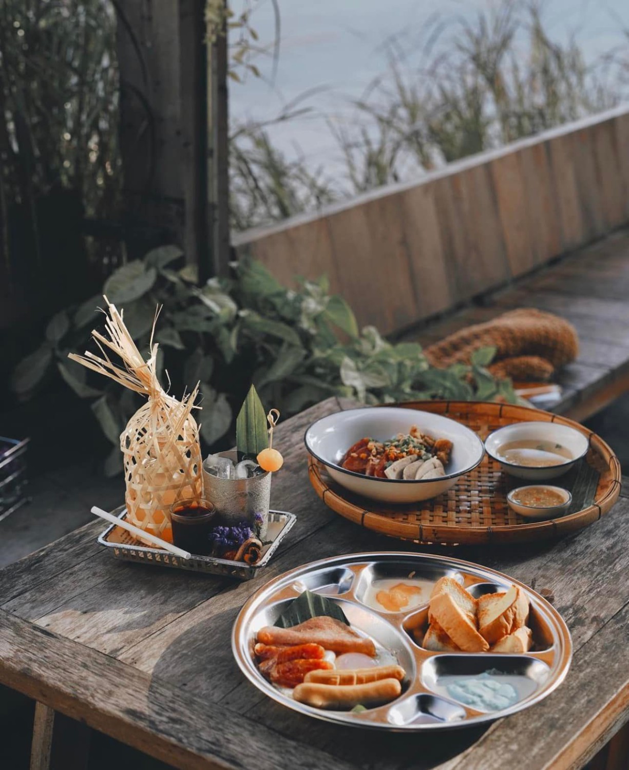 Treespresso cafe, Vigie Sist Café, Aki Choux Cream, Polaris Sunrise Café, MOJI Pool.Villa.icecream, MYTH OVEN, KonJohn coffee slowbar, Eleven Pillar Site, Home’S, Koffandthings.th, Playworks.cafeart, Tree of Life Cafe, Kramfeine, Millilit Cafe, TOMATO.cafe.cnx, MITTE MITTE, Soul Café mju, ZOHNG Coffee, ALSO cafe, Coffee Ngeggee, Graincafe.cnx, Later on cafe, สุขพอดี, FERN FOREST CAFÉ, Forest Bake, ภูฟิน, CHEEVIT CHEEVA, GoodVibes Cafe-Cnx, Chic 39, Zombie Café, Ristr8to, Neo Cafe', ชมนกชมไม้, เก้าคาเฟ่ นิมมาน