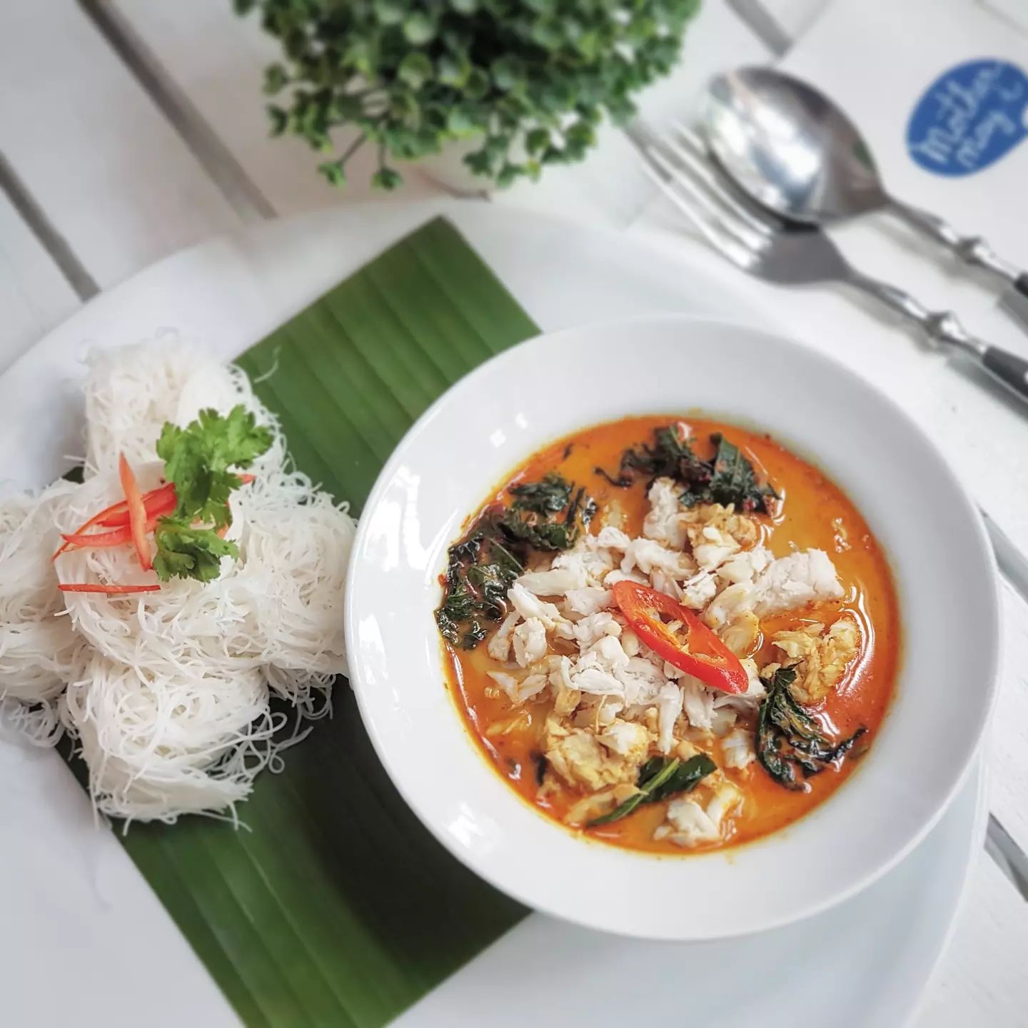 ครัวจำแลง แปลงกาย, ศรีตราด, Jirakaan Restaurant, เสวยซีฟู้ด, เรือนมัลลิการ์, ต้นเครื่อง, บ้านไอซ์, Gedhawa เก็ดถะหวา, Cr. ภาพทั้งหมดจาก Facebook Gedhawa Sukhumvit33, Madam Saranair มาดามสาระแหน่, ตะลิงปลิง สุขุมวิท 34, แสนสำราญที่แสนแสบ
